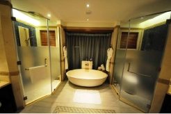 Banana Island Resort Marble & Stone Project in Qatar 3